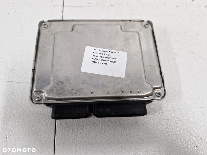 VOLKSWAGEN PASSAT B5 FL LIFT 1.9 TDI KOMPUTER STEROWNIK SILNIKA ECU 0281011996 038997019A - 5