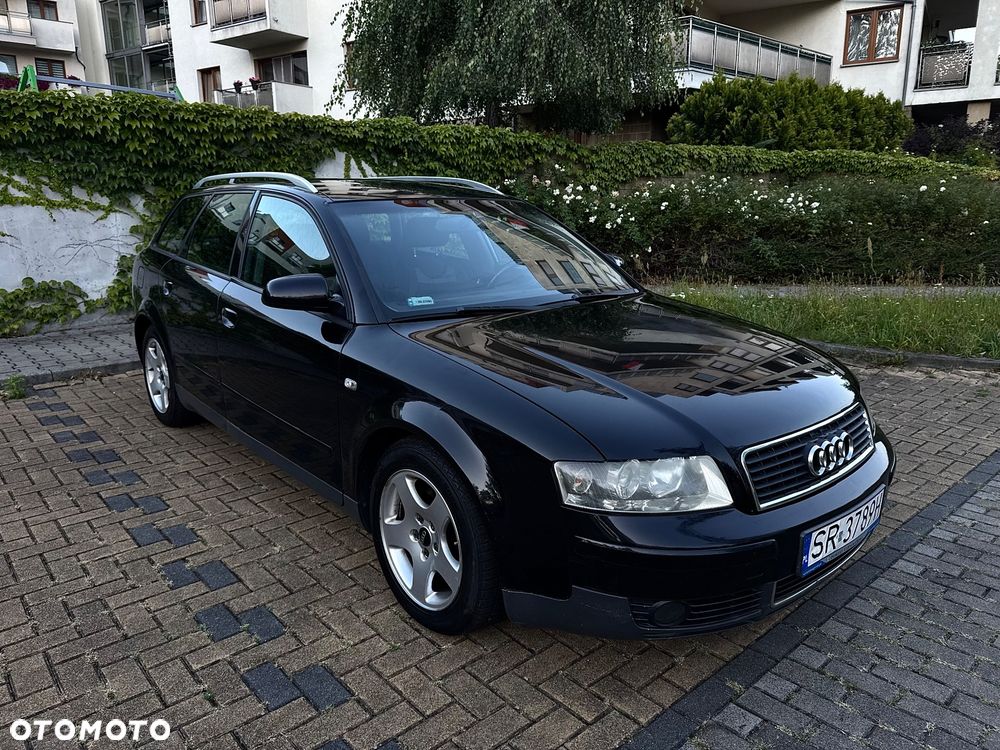 Audi A4 Avant - 10