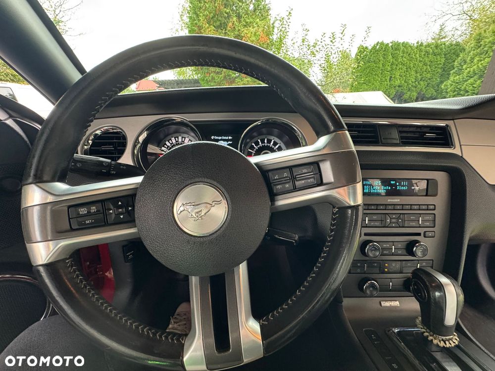 Ford Mustang 3.7 V6 Premium - 12