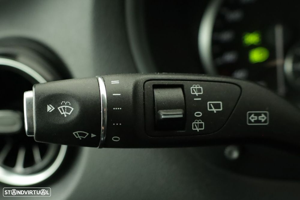 Mercedes-Benz Vito Tourer Longa Aut. SELECT - 13