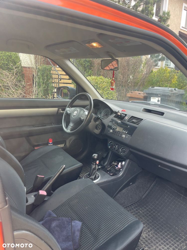 Suzuki Swift 1.5 GS - 6