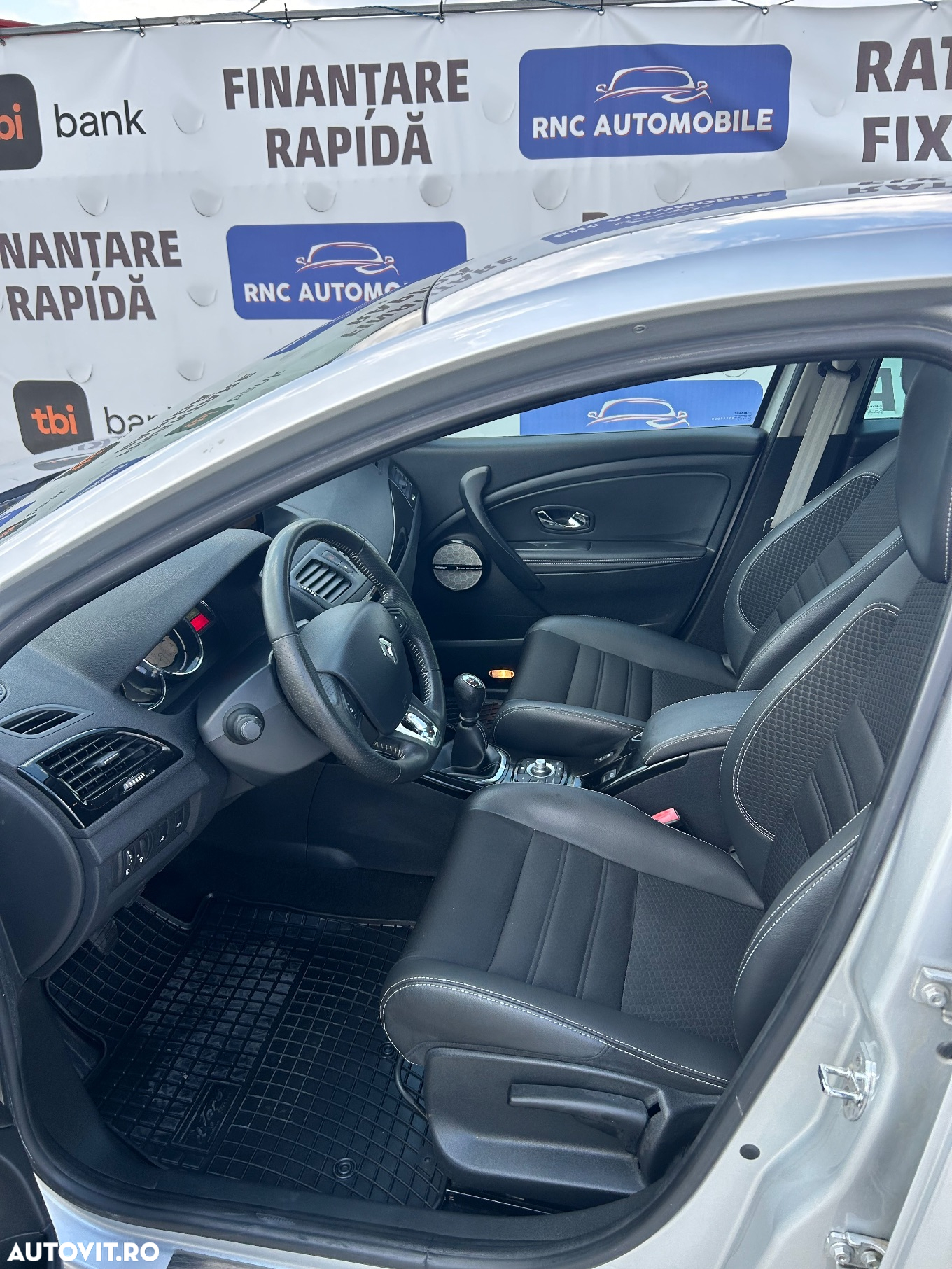 Renault Megane ENERGY dCi 110 Start & Stop Bose Edition - 9