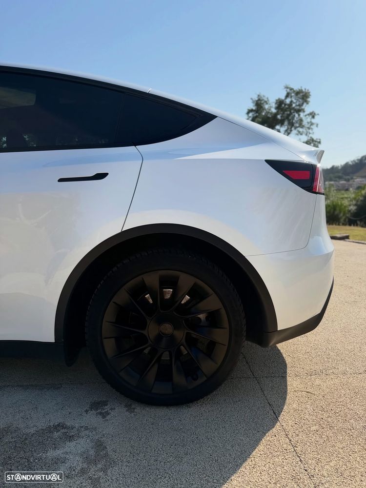 Tesla Model Y RWD - 6