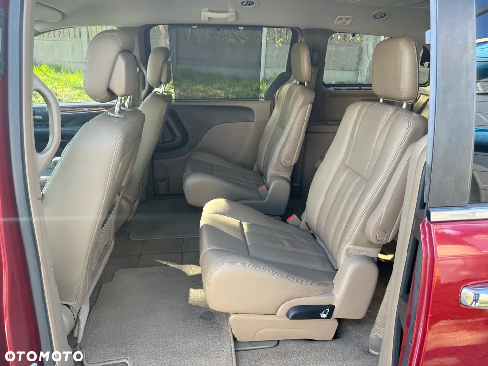 Chrysler Town & Country 3.6 Touring - 15