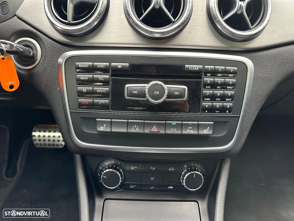 Mercedes-Benz CLA 220 - 17