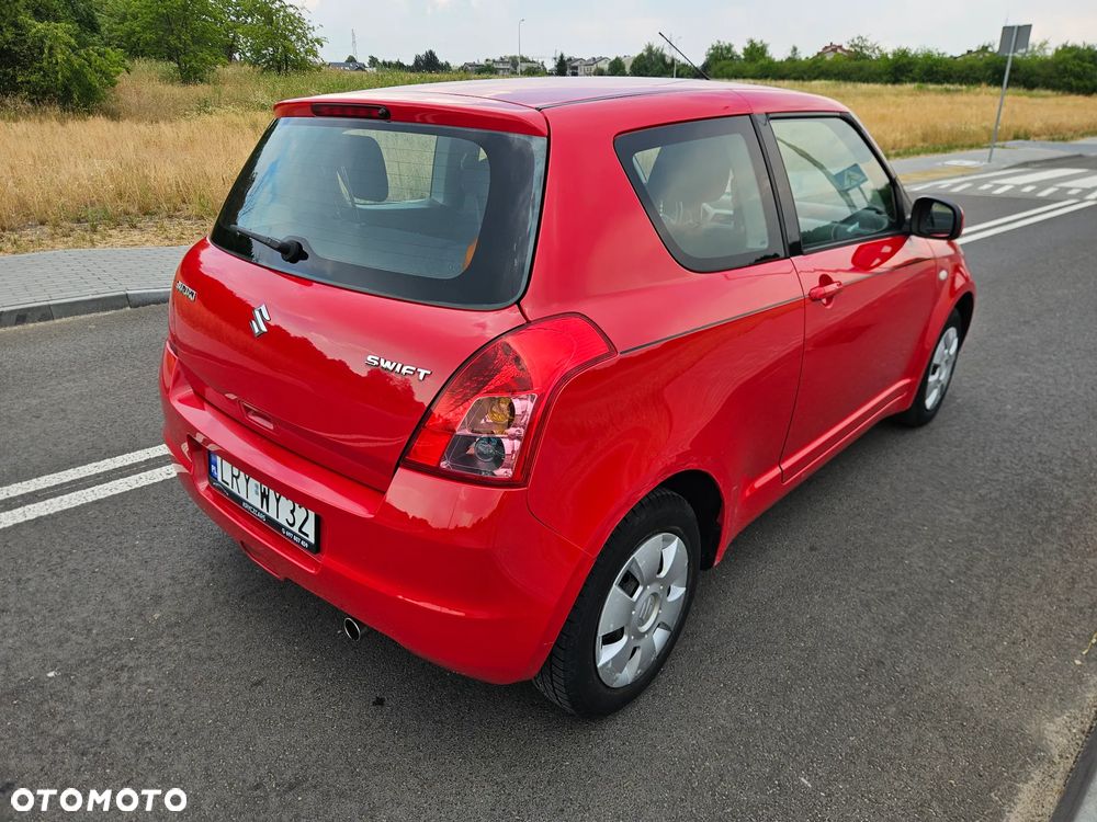 Suzuki Swift 1.3 Classic - 6