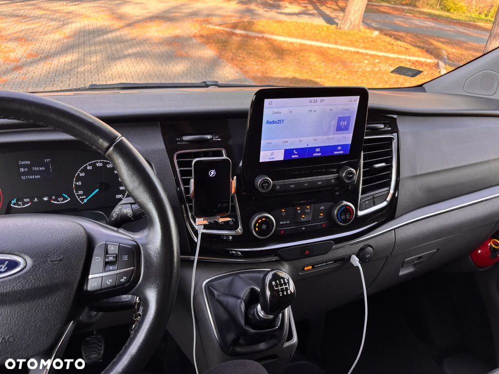 Ford Tourneo Custom 2.0 EcoBlue L2 Titanium - 8