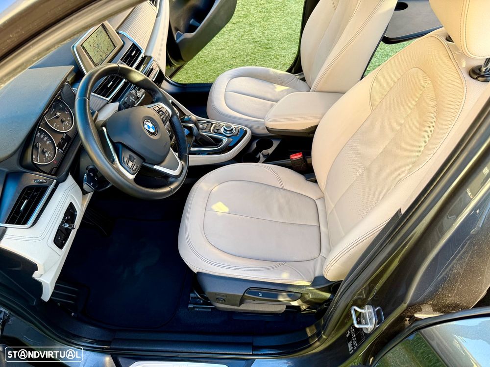 BMW 218 Gran Tourer d Line Luxury Auto - 30