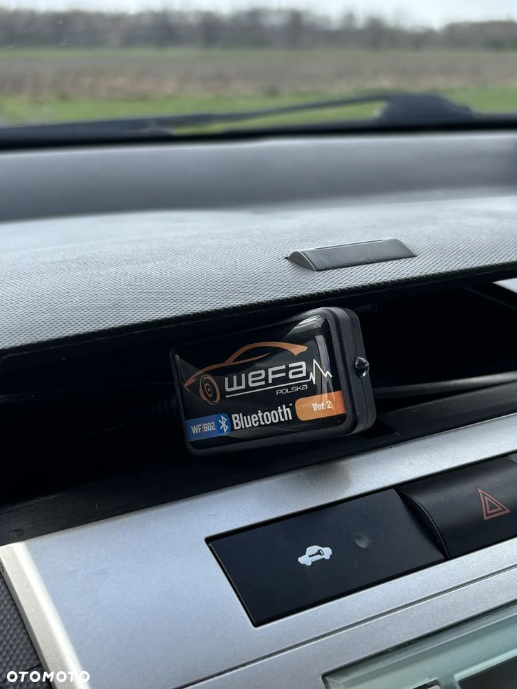 Toyota Corolla Verso 1.8 Sol - 13