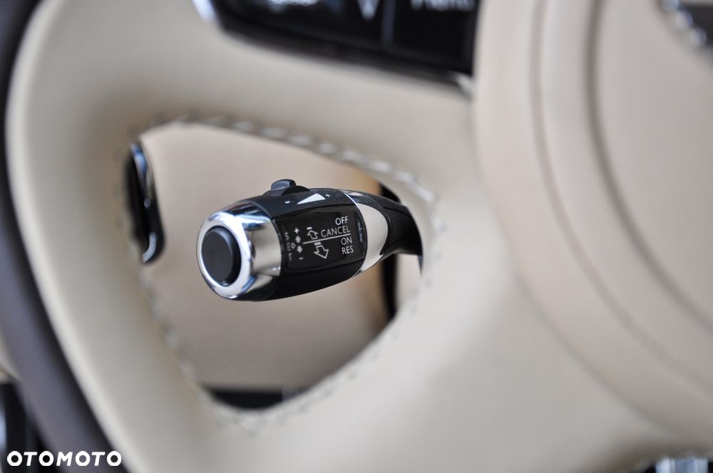 Bentley Mulsanne - 25