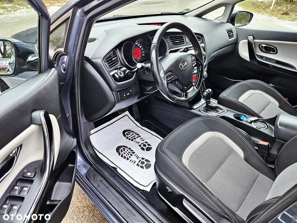 Kia Ceed 1.6 CRDi 128 Spirit - 16