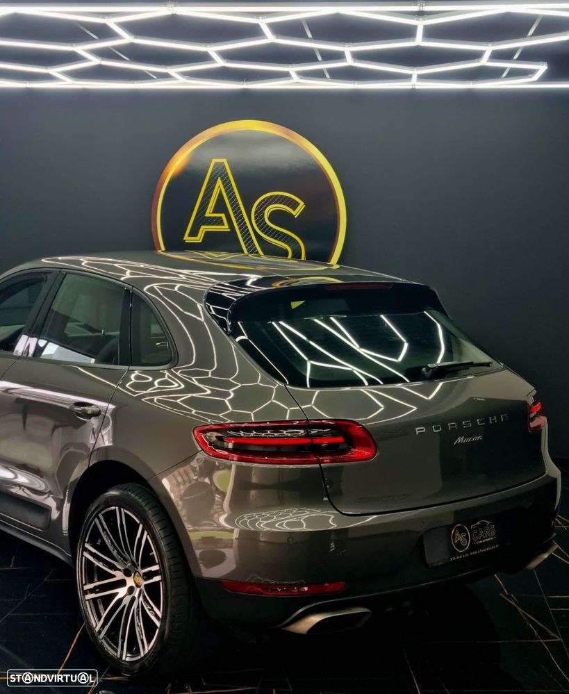 Porsche Macan - 58