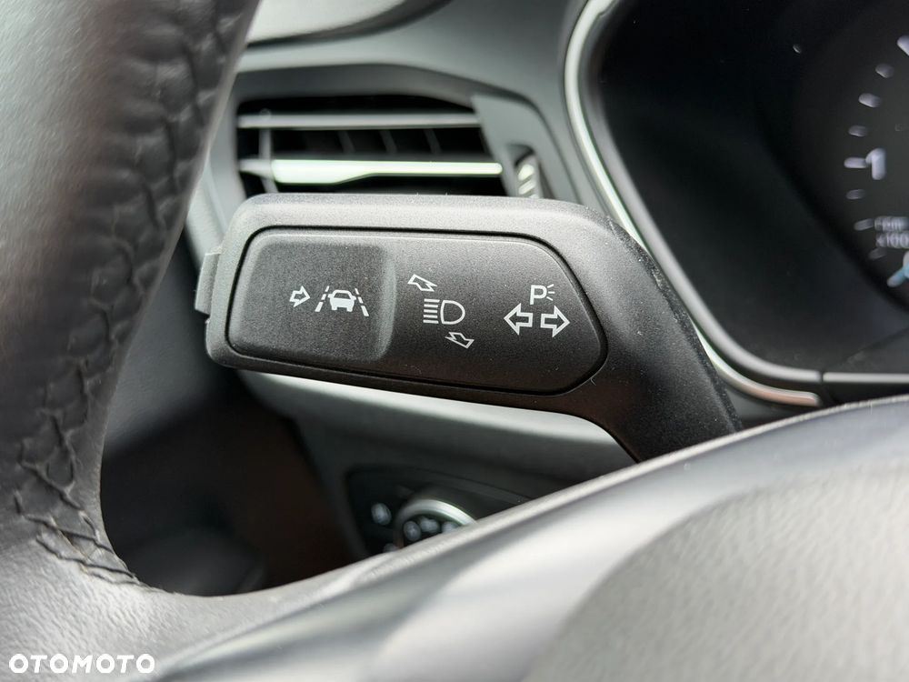 Ford Focus 1.5 EcoBlue SCR Connected - 16
