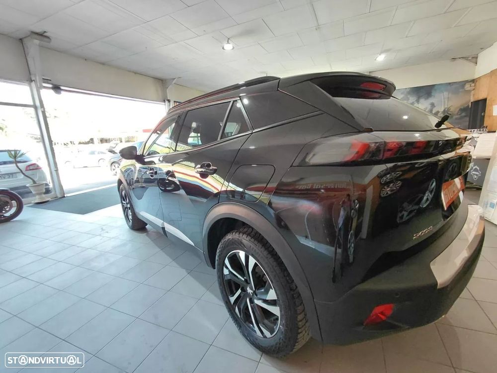 Peugeot 2008 2021 photo 5