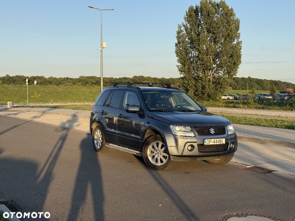 Suzuki Grand Vitara 2.0 De luxe - 4