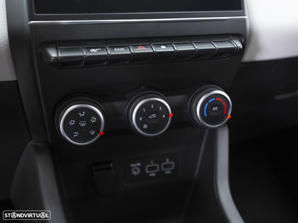 Renault Clio 1.0 TCe Limited Bi-Fuel - 19