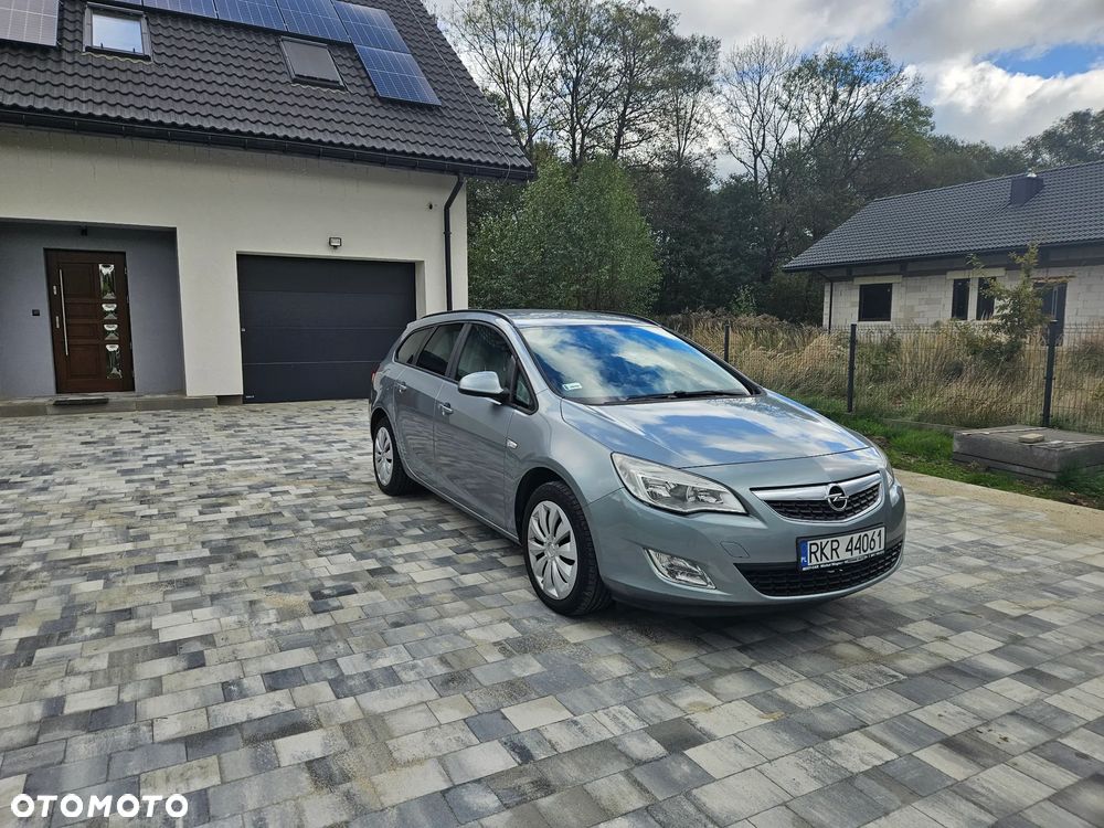 Opel Astra 1.4 Turbo Sports Tourer - 2