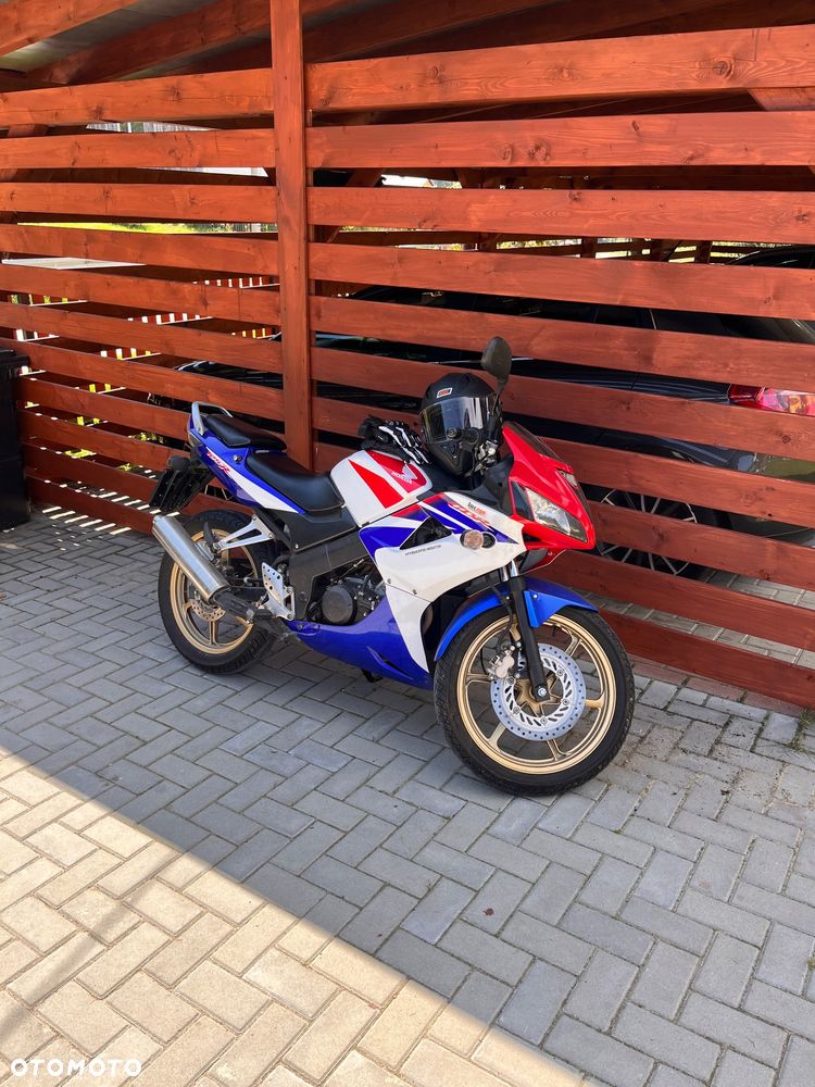 Honda CBR - 1