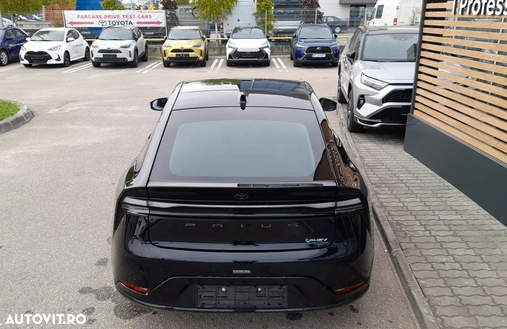 Toyota Prius - 8