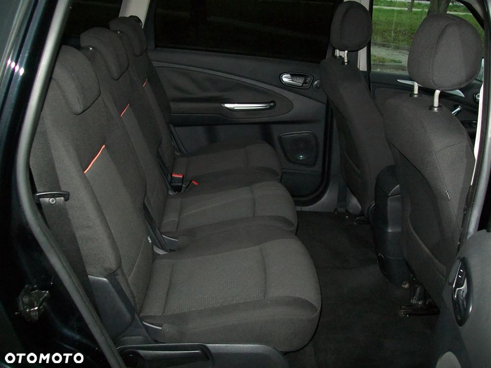 Ford S-Max - 6