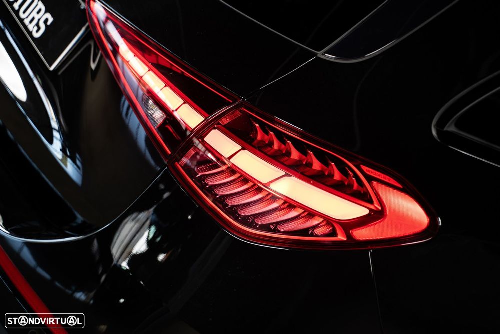 Mercedes-Benz C 300 e AMG Line - 9