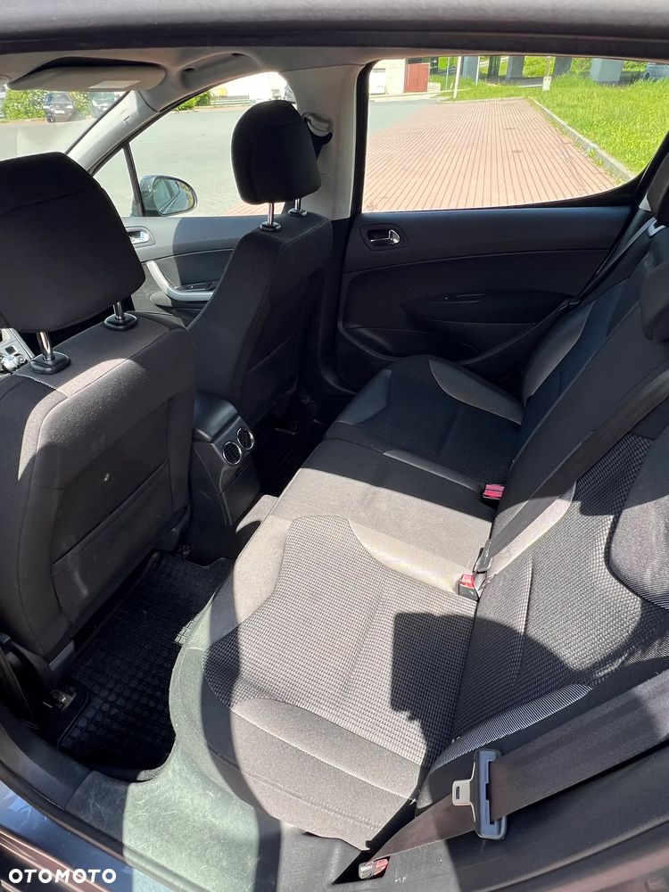 Peugeot 308 1.6 HDi Presence - 11