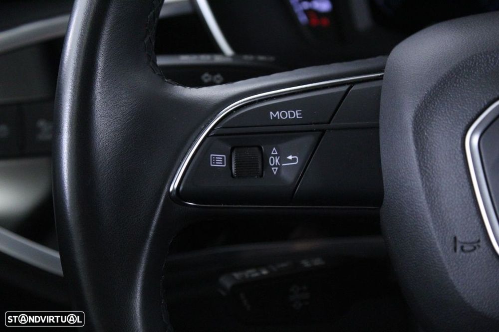 Audi Q3 Sportback 45 TFSIe S line S tronic - 23