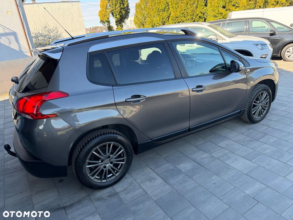 Peugeot 2008 1.6 BlueHDi Style - 8