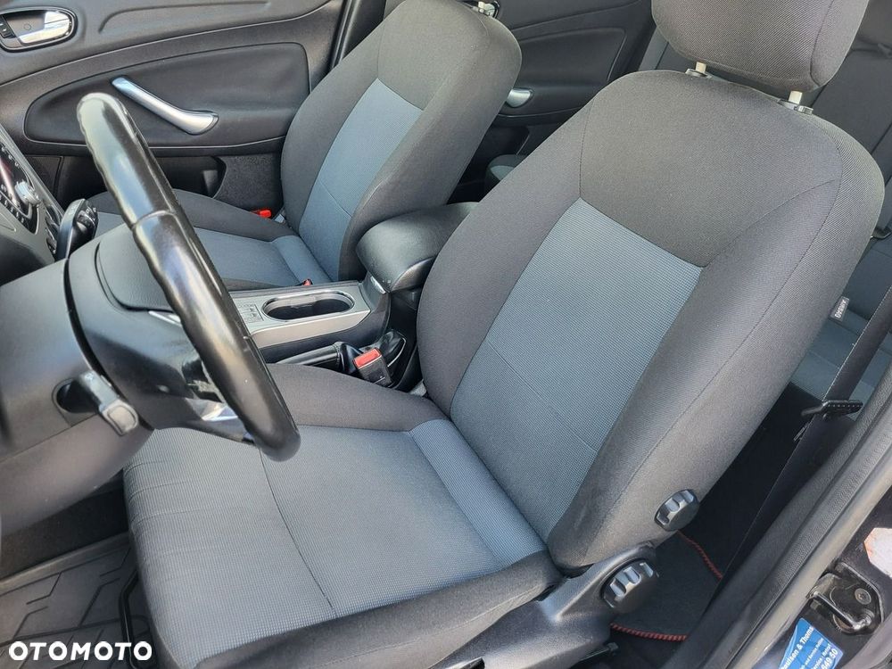 Ford Mondeo - 20