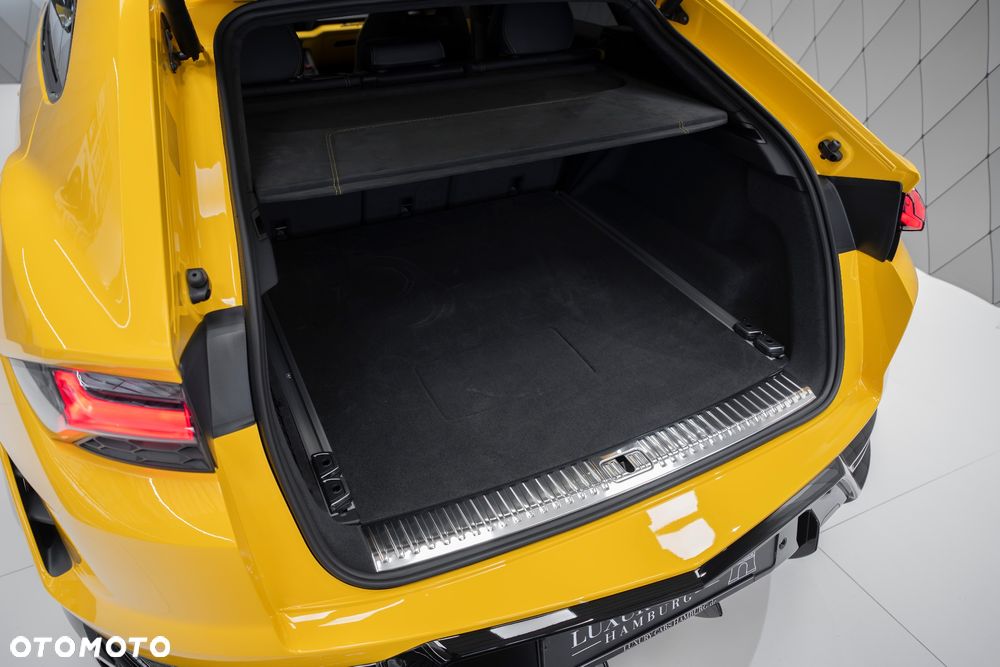 Lamborghini Urus - 32