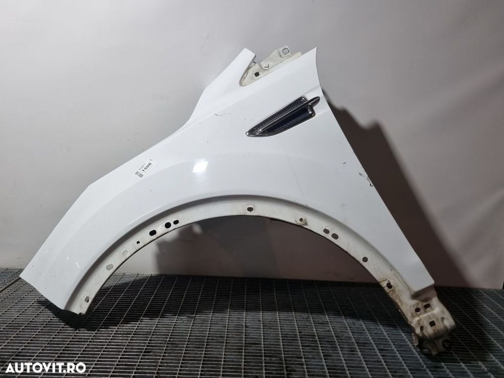 Aripa Stanga Fata Ford Kuga II 2012 - 2014 4 Usi Frozen White 5D (1506) - 1