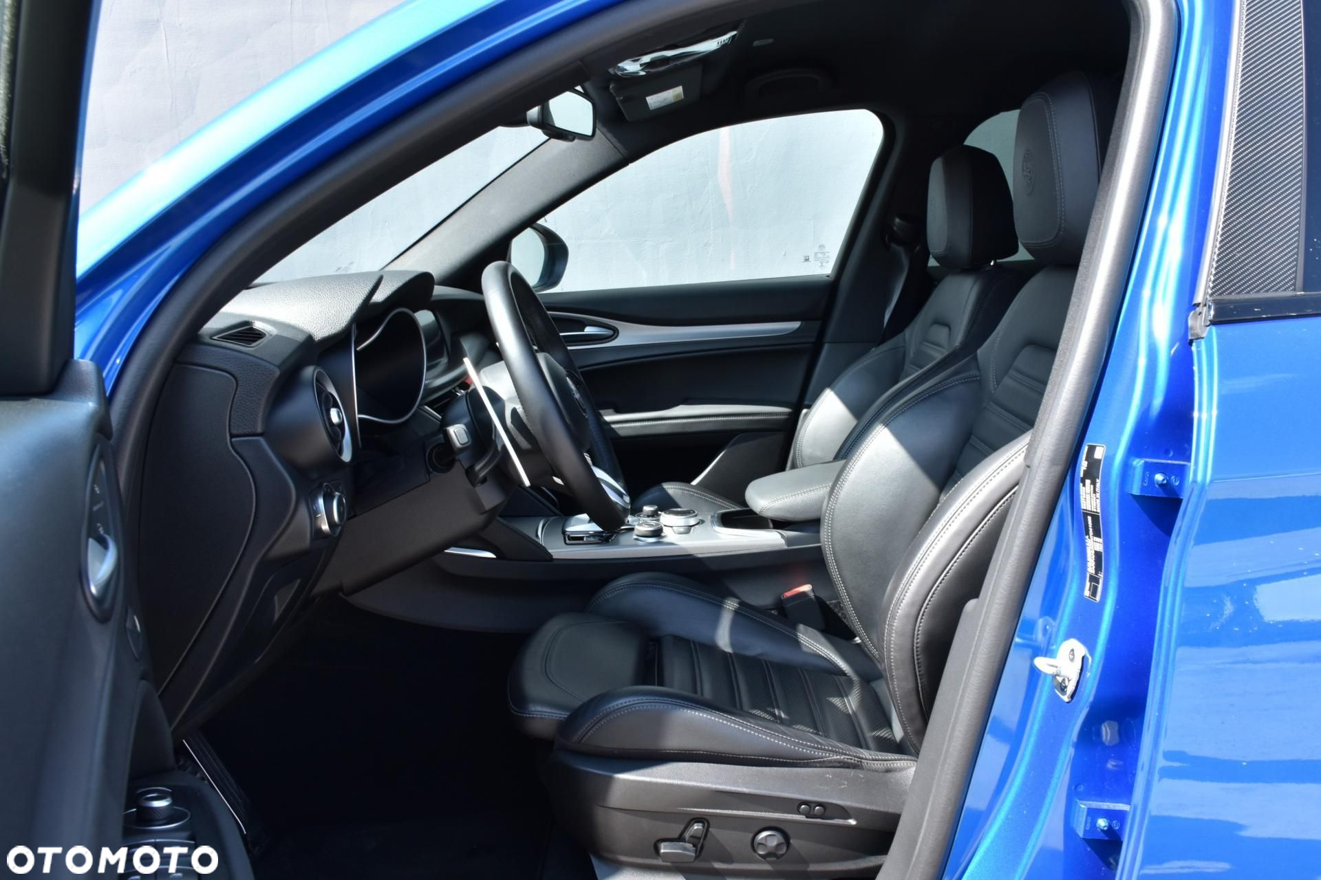 Alfa Romeo Stelvio - 18