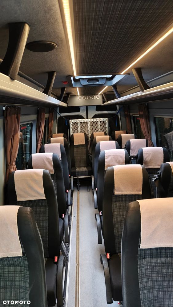 Mercedes-Benz Sprinter 516 - 15