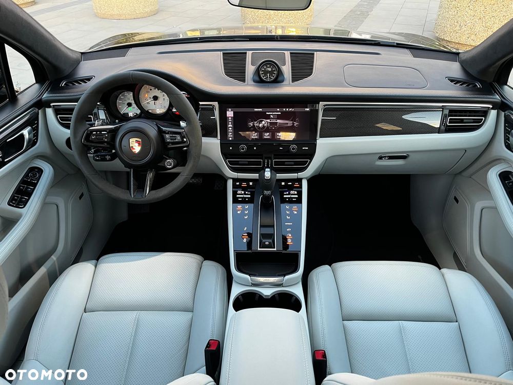 Porsche Macan - 3