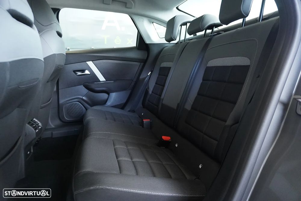Citroën e-C4 X PLUS - 28