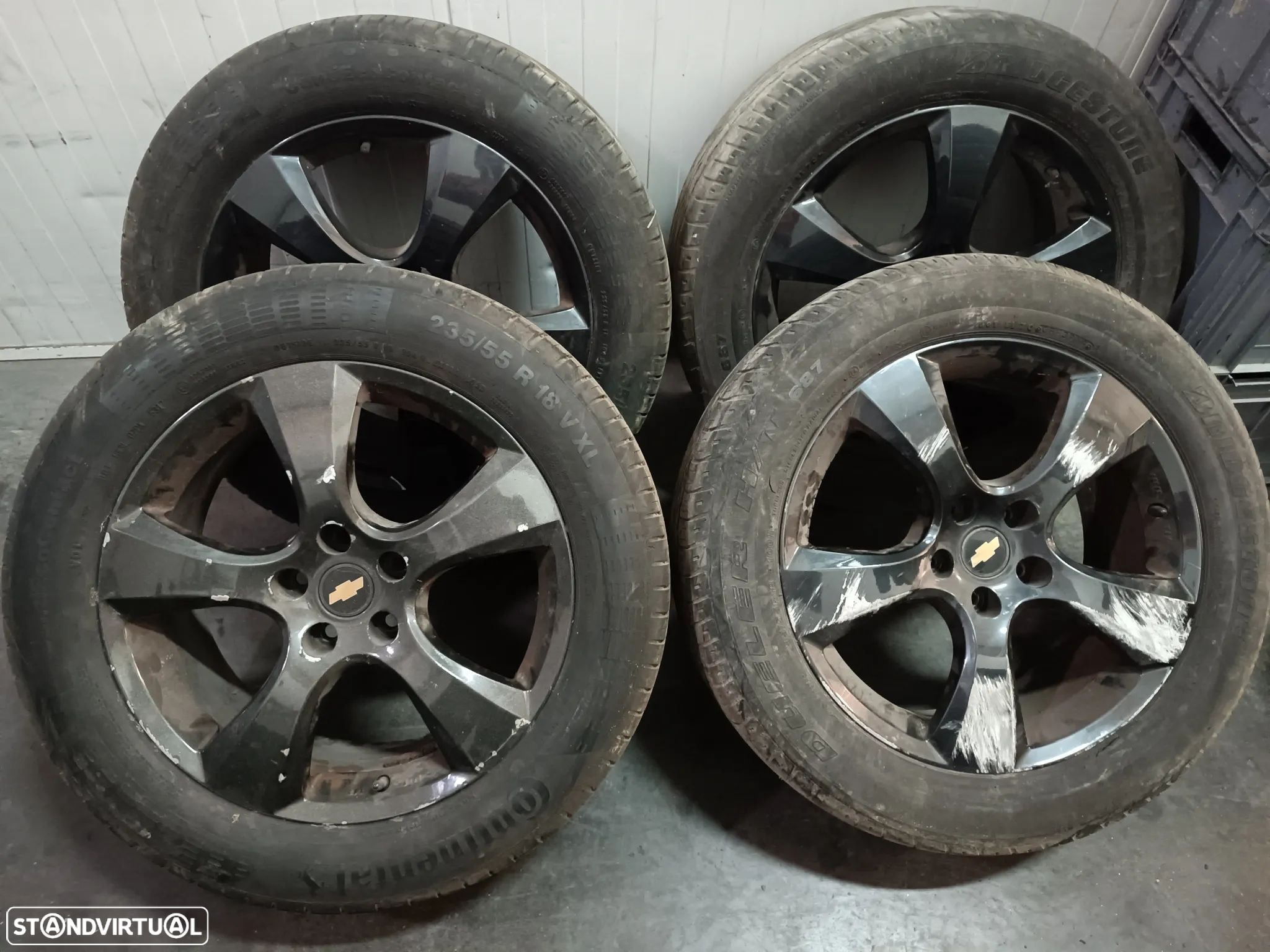 Jantes originais Chevrolet Captiva com pneus 235/55 R16 - 1