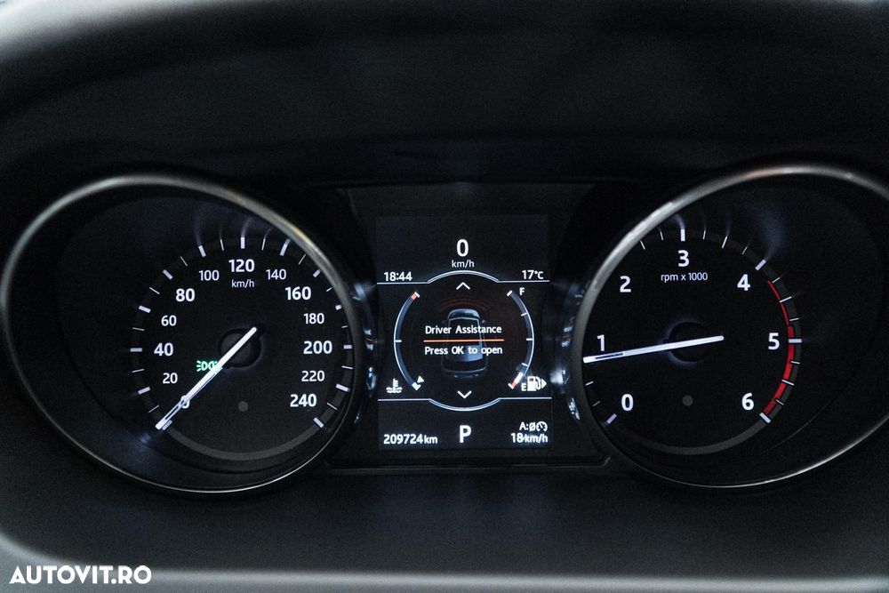 Land Rover Discovery Sport 2.0 l TD4 SE Aut. - 32