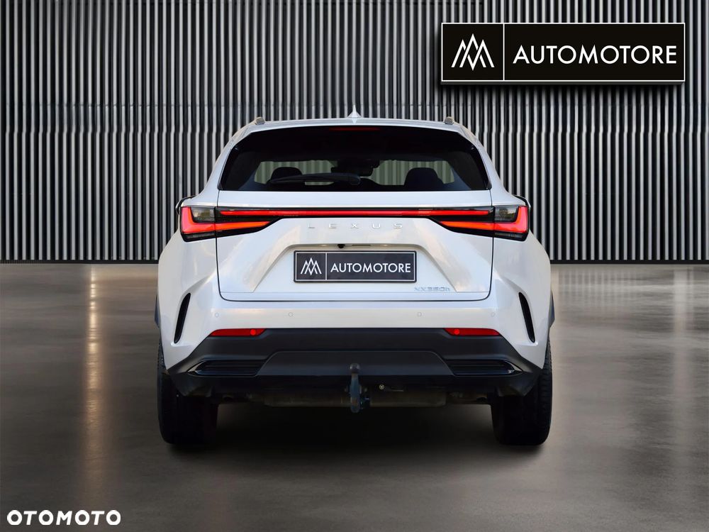 Lexus NX 350h Omotenashi AWD - 8