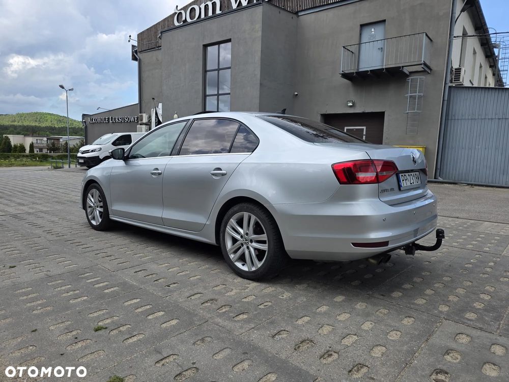Volkswagen Jetta 1.8T SE - 7