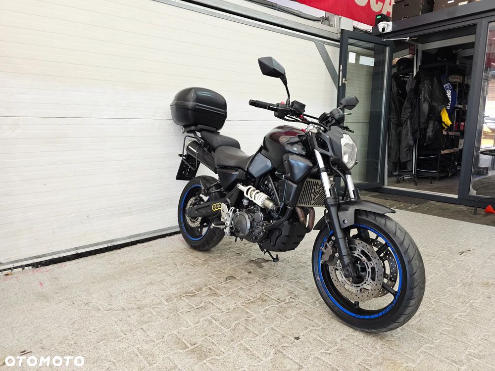 Yamaha MT - 5