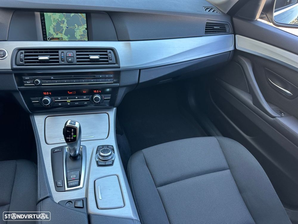 BMW 520 d Auto - 9