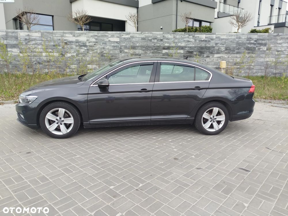 Volkswagen Passat 2.0 TSI Business DSG - 2
