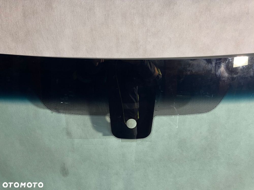 szyba przednia mercedes sprinter w907 / w910 sensor po 2018- - 2