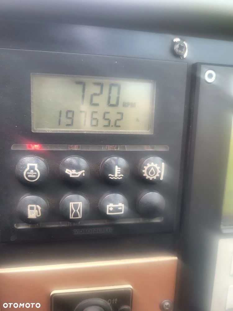 Demag AC25 - 9