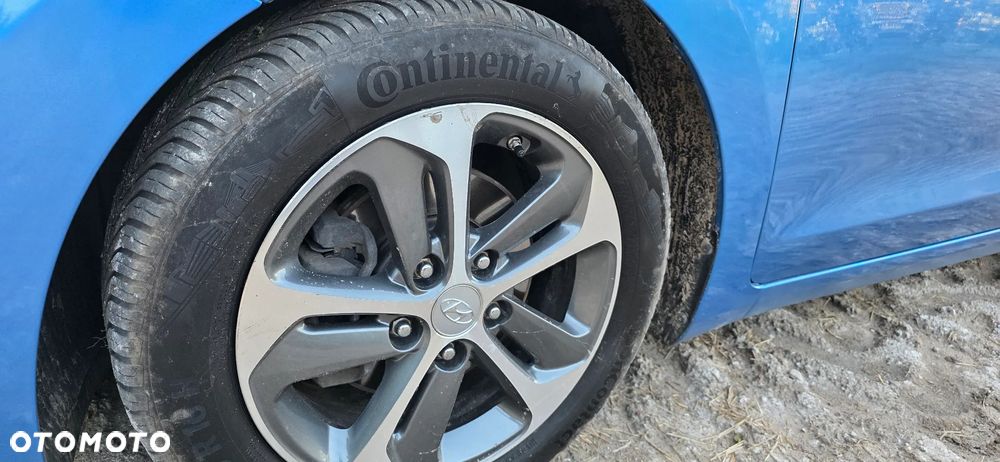 Hyundai i30 blue 1.4 Style - 25
