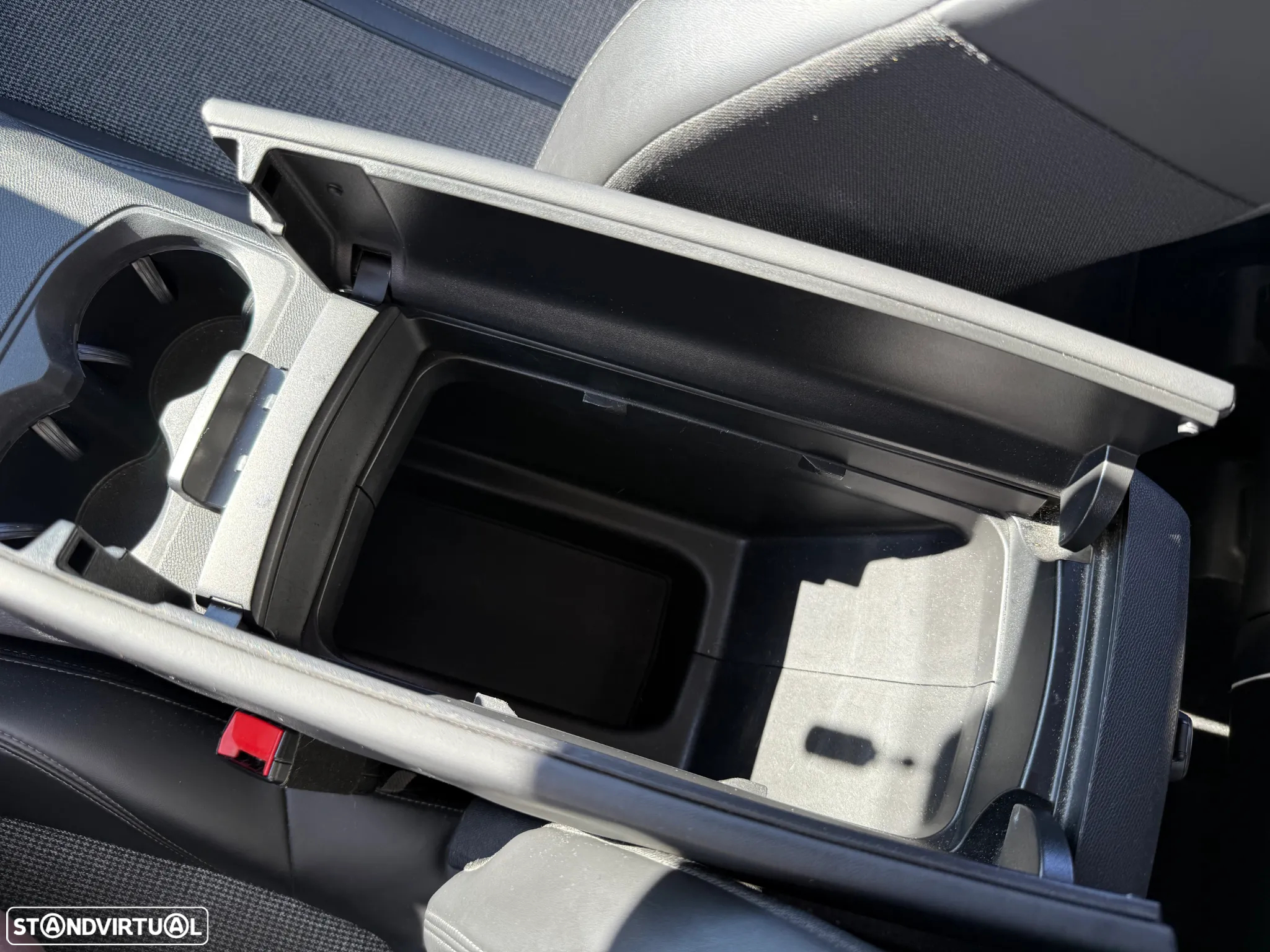 Peugeot 3008 1.6 BlueHDi Allure EAT6 - 24