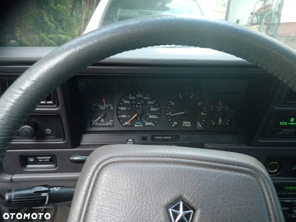 Chrysler Saratoga - 1