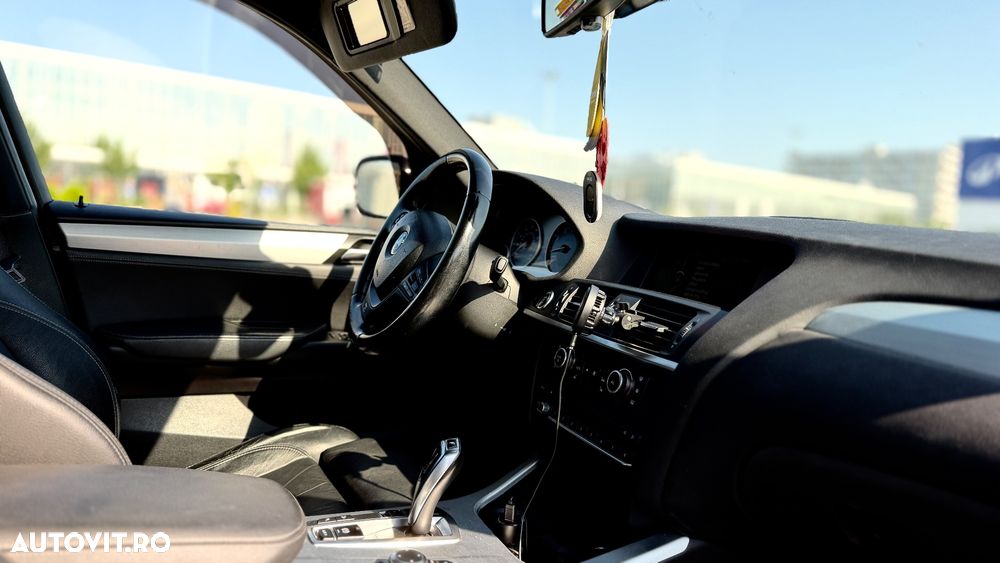 BMW X3 xDrive28i - 17