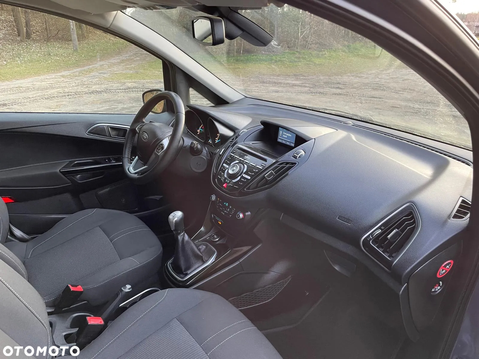 Ford B-MAX 1.6 TDCi Titanium - 27