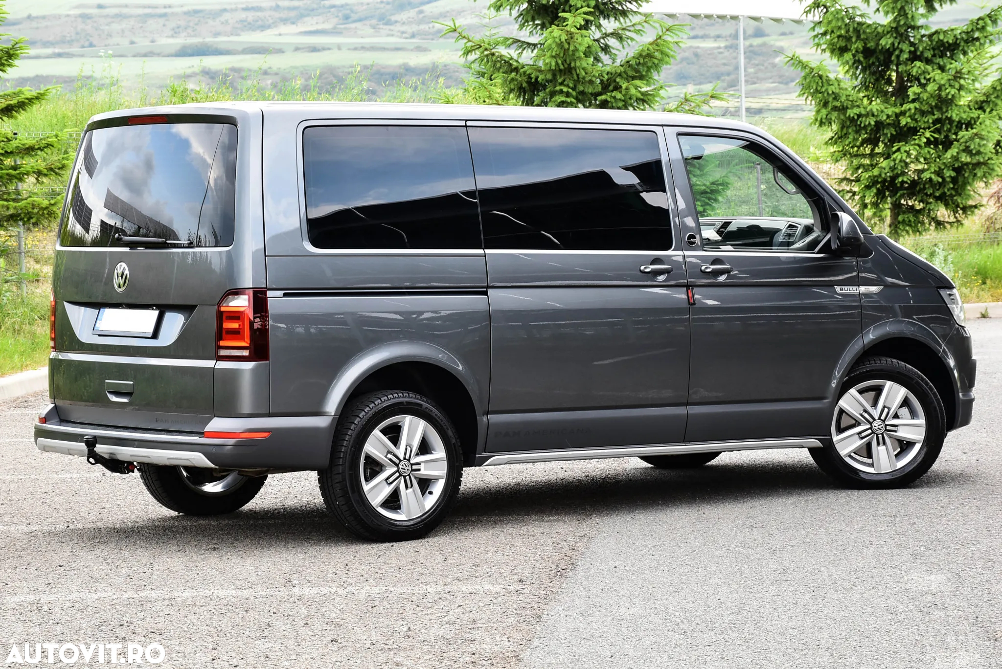 Volkswagen Multivan - 4